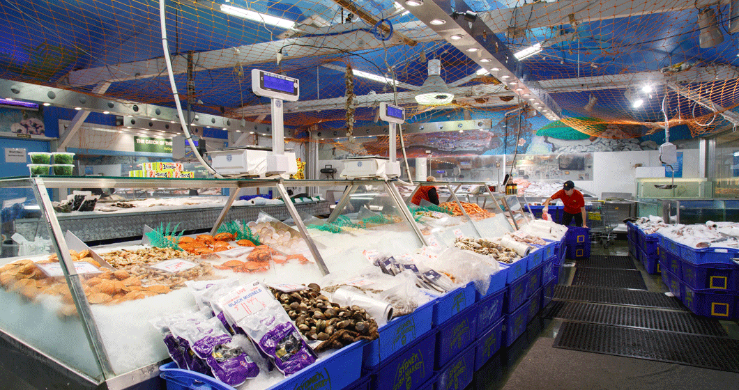 Belconnen Fresh Food Markets: Fresh from the ocean and the oven