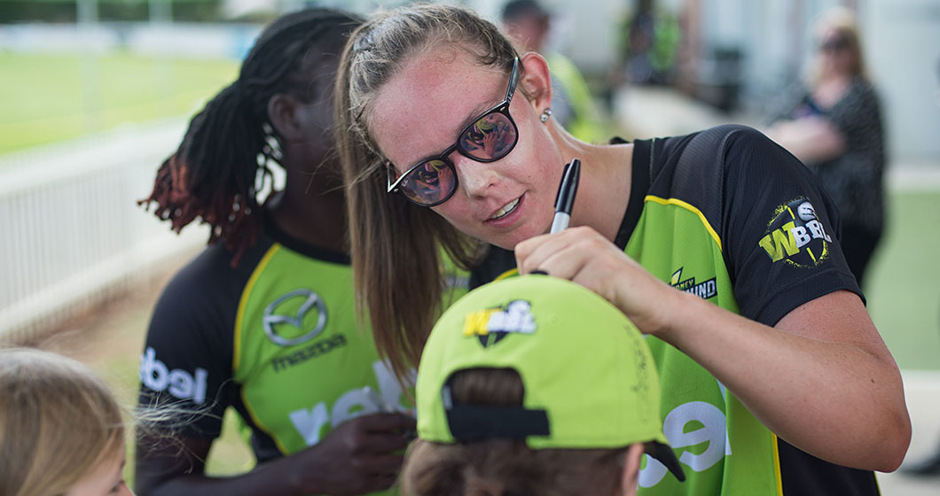 5 minutes with Canberra WBBL star Samantha Bates