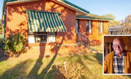 Rare auction thanks to generous Canberra man